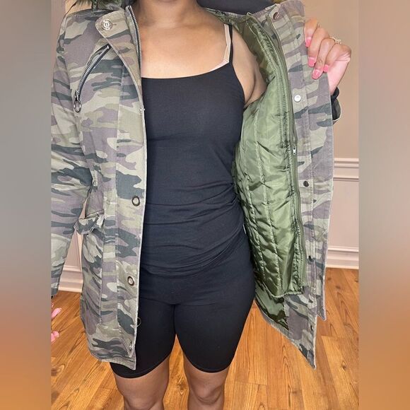 NWOT Express faux fur Parka coat - Picture 6 of 7